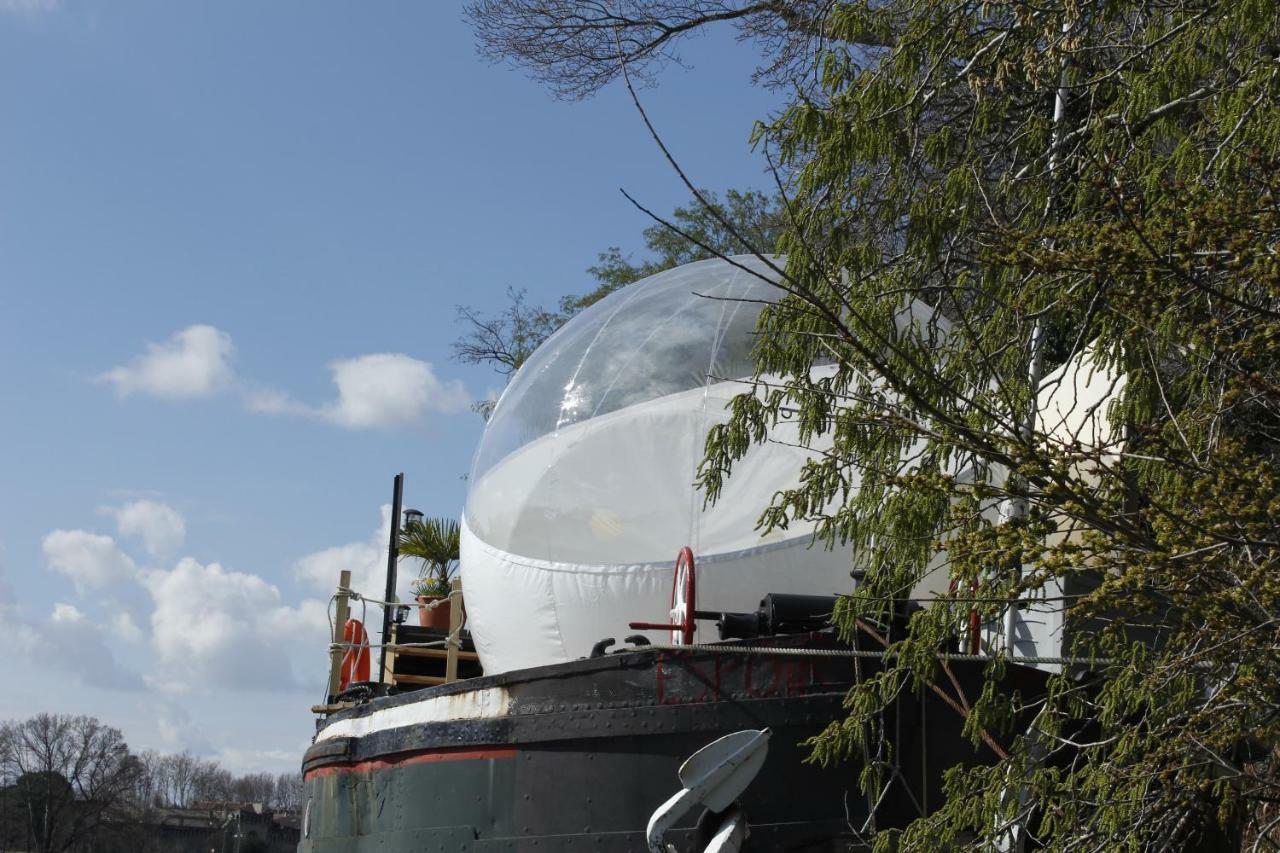 Péniche Espoir Bulle Couette-café