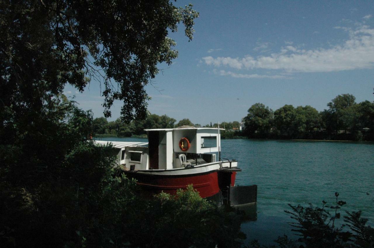 Couette-café Péniche Espoir Bulle *
